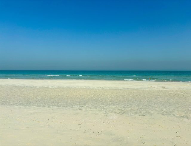Representative photo of islands & coast in the UAE, not Fatasi Island
