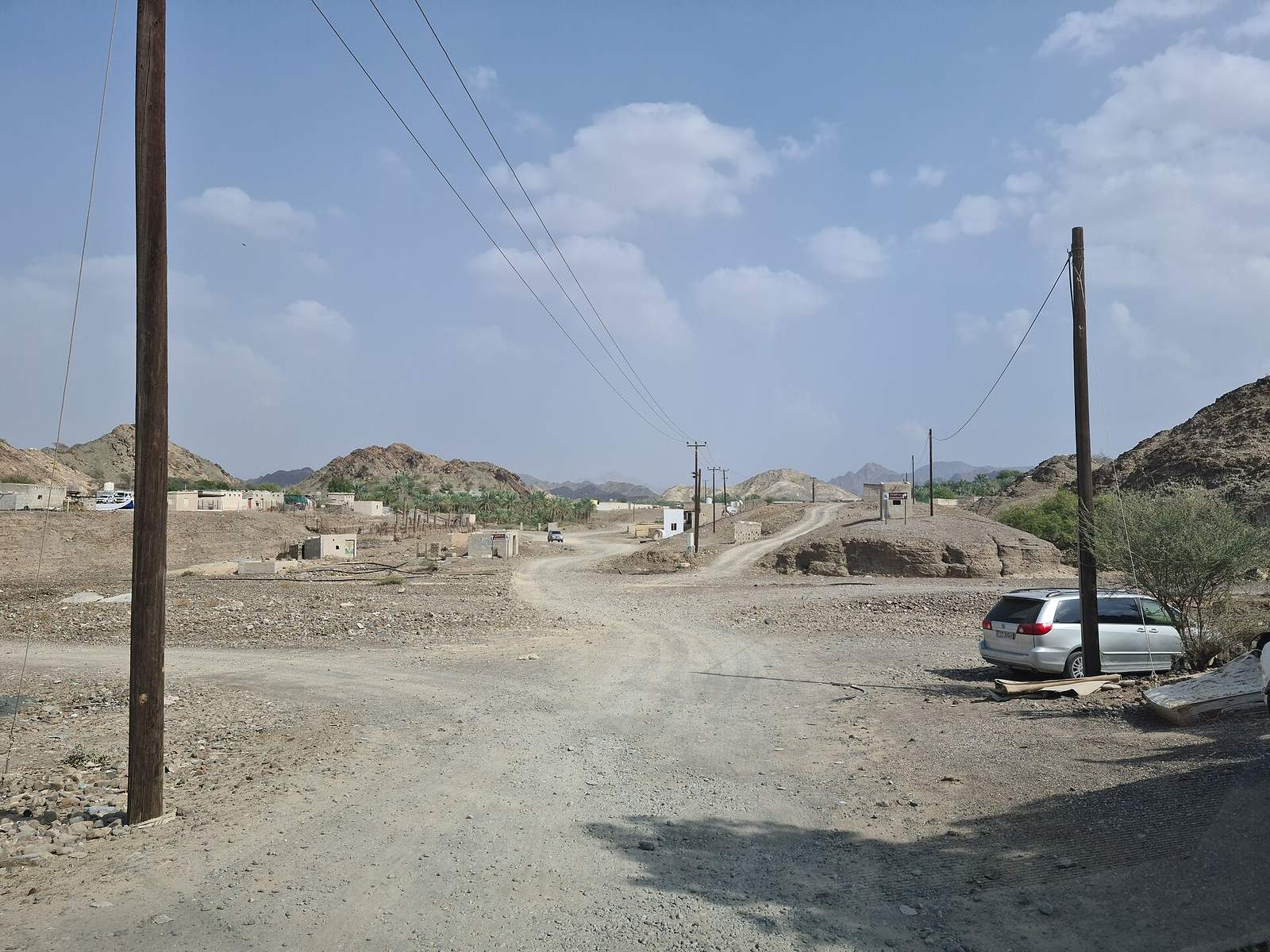 Representative photo of wadis in the UAE, not Wadi al Mayd