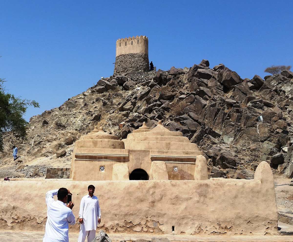 Al Badiyah Mosque — Al Badiyah 0.jpg