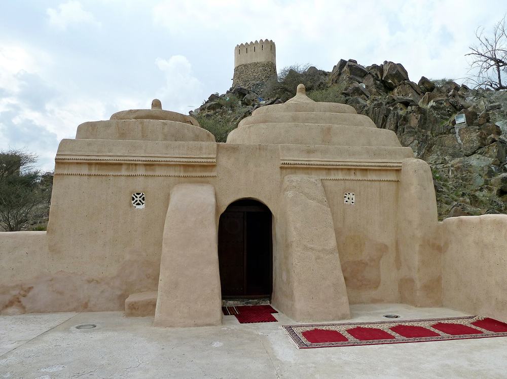 Al Badiyah Mosque — 2011-0209-Al Badiyah Mosque.jpg