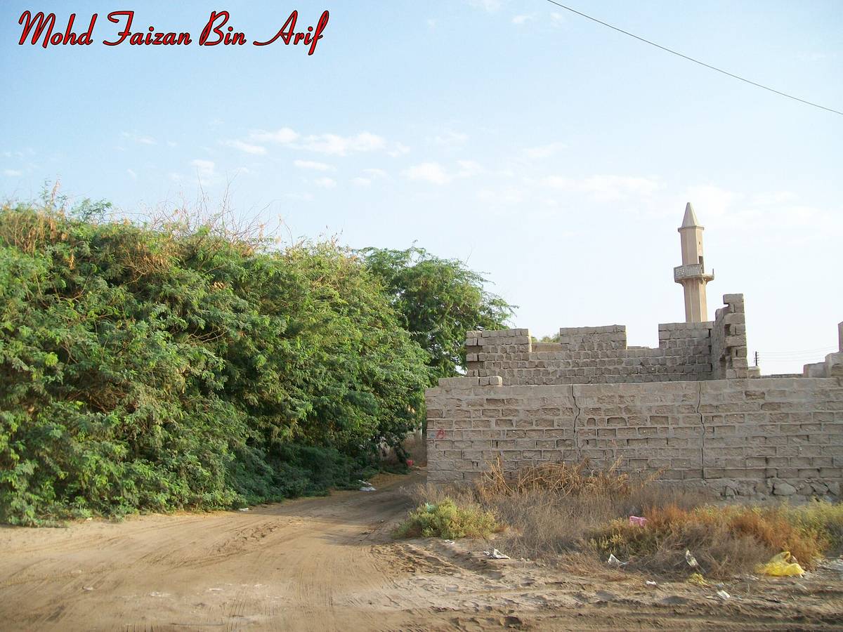 Al Jazirah al Hamra - Old Town — Old City Al Jazirat Al Hamra In Umm Al Quwain In United Arab Emirates - panoramio (6).jpg