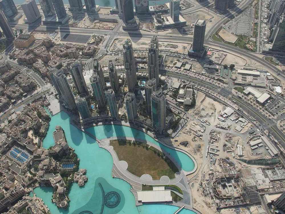 Burj Park — At the Top SKY @ Burj Khalifa @ Dubai (15700184337).jpg