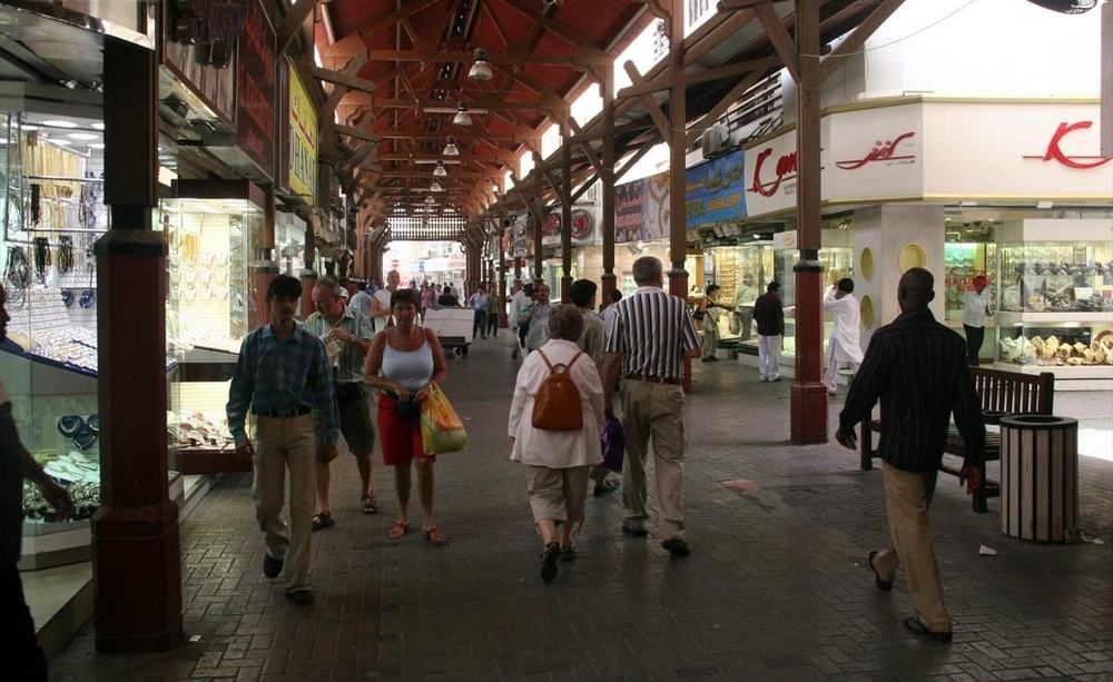 Deira Gold Souk — Dubai Gold Souk on 31 May 2007 Pict 1.jpg