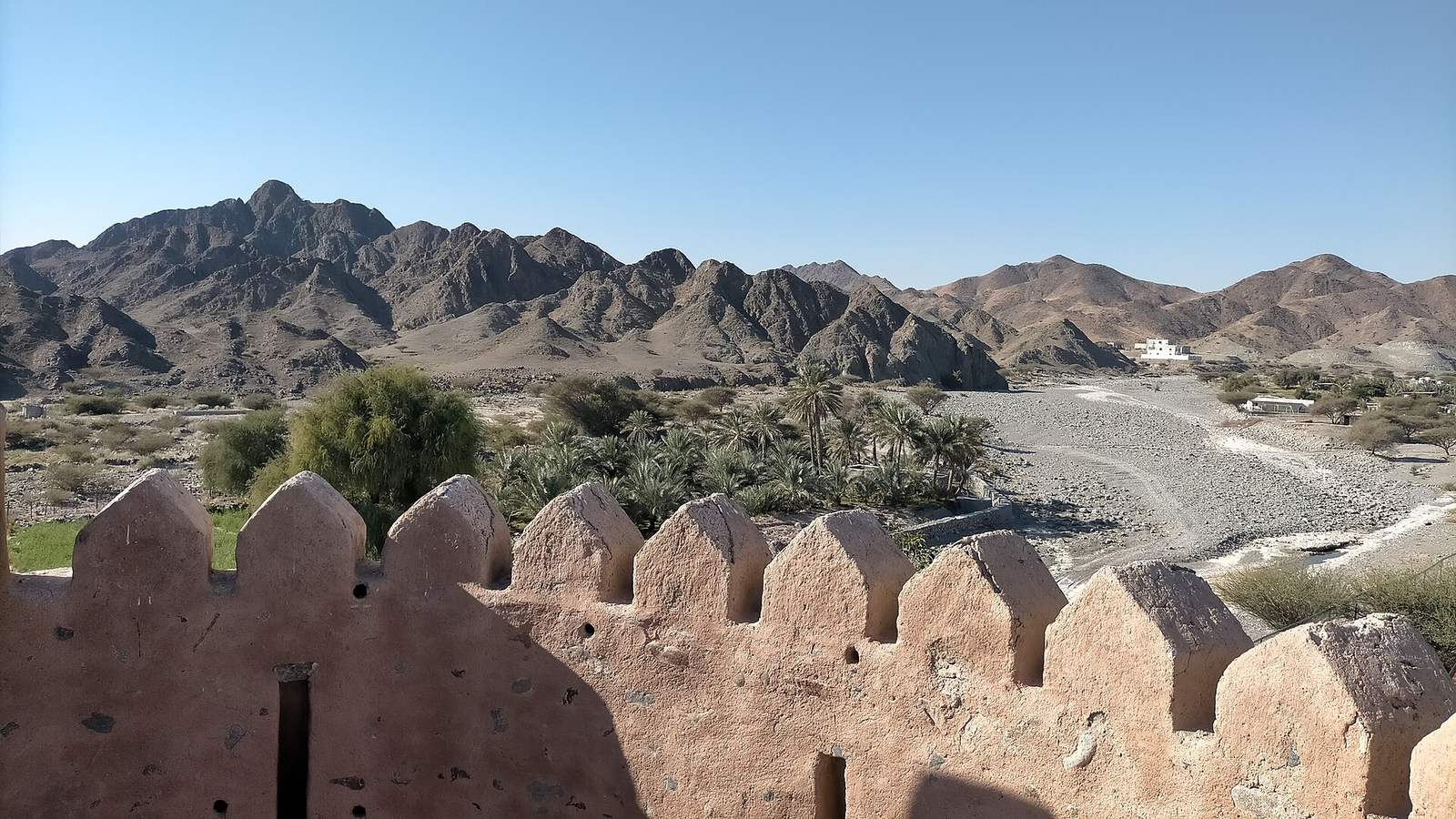 Eisa Al Thabbahi's home — Wadi Al Helo from the Wahala Fort tower - Sha'biyyah Wahala - 2.jpg