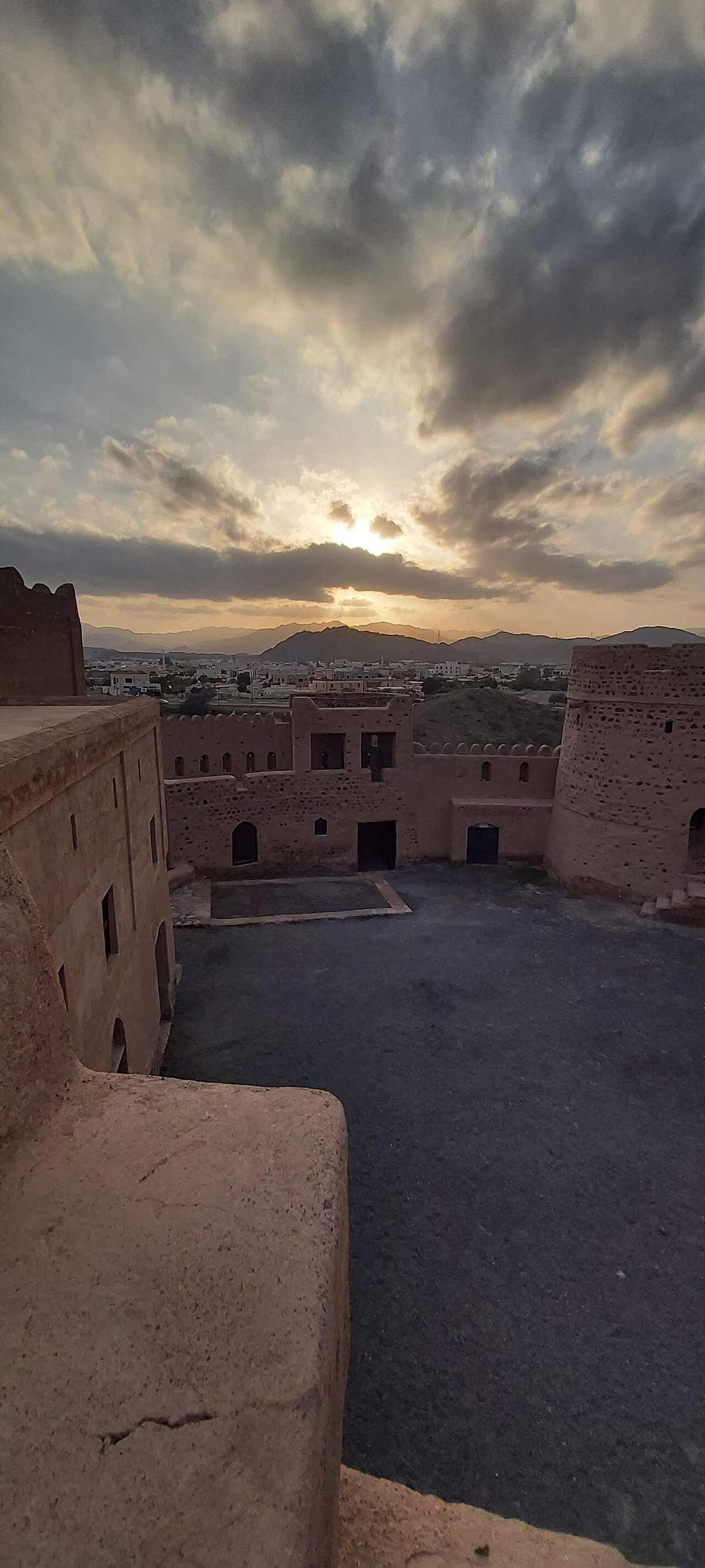 Fujairah Beach — 3قلعة الفجيرة.jpg