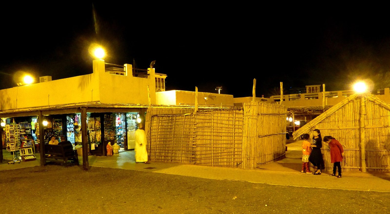 Heritage Village — Dubai – Shindagha - Heritage ^ Diving Villages - الشندغة - التراث والغوص القرى - panoramio.jpg