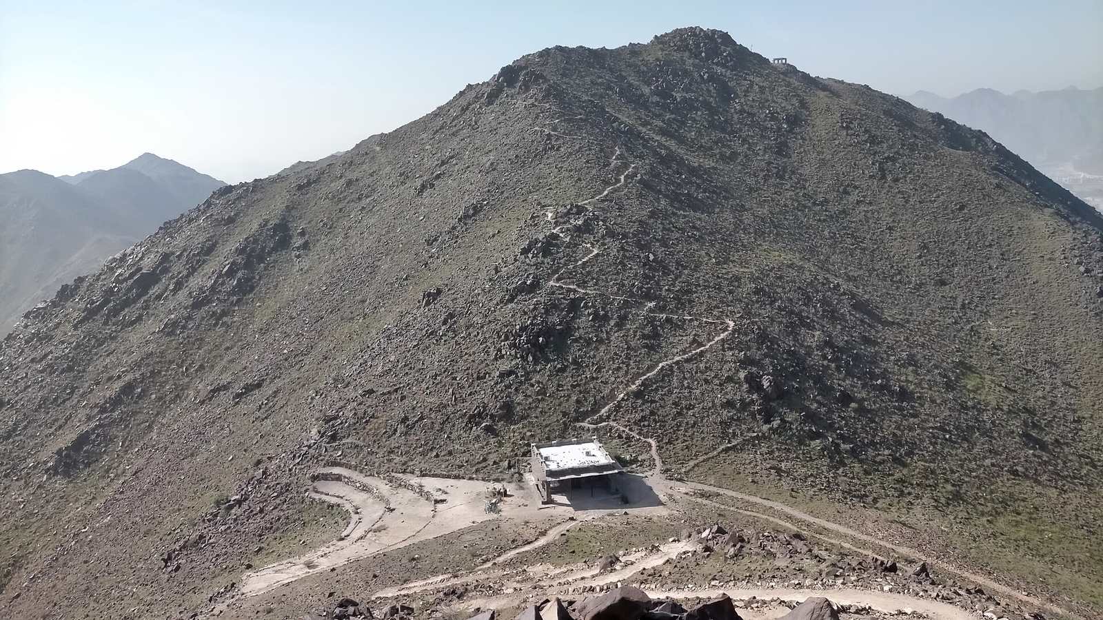 Jabal Khawr Fakkan — Jabal Khawr Fakkān - 1.jpg