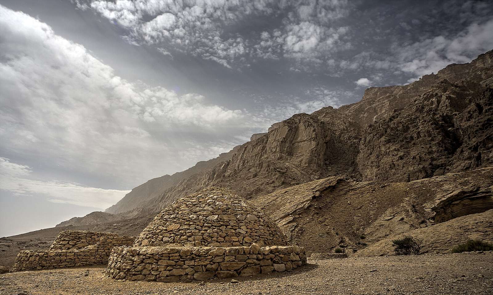 Jebel Hafeet beehive tombs — Beehive Tombs Jebel Hafeet District 1.jpg