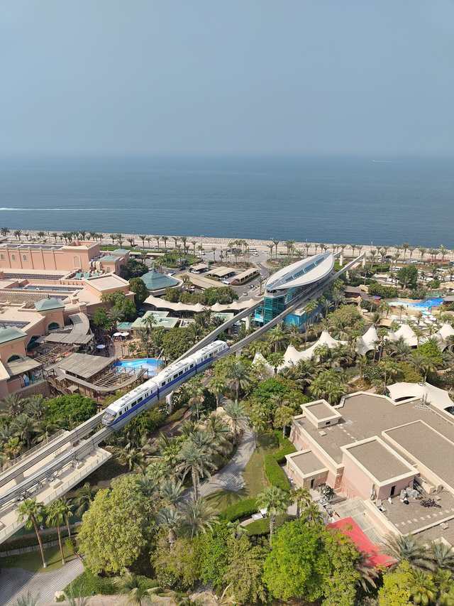 The Dubai Balloon At Atlantis