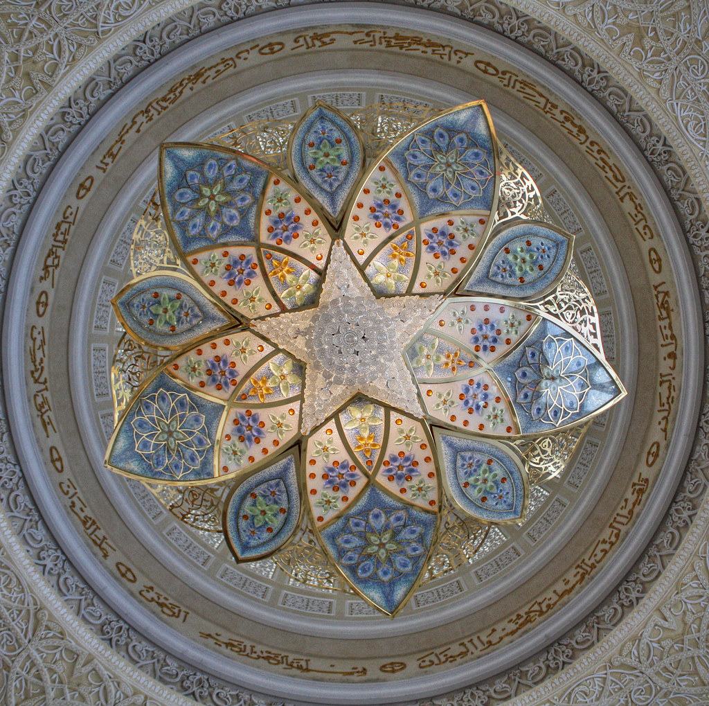 The Square — Chandelier, Sheikh Zayed grand mosque