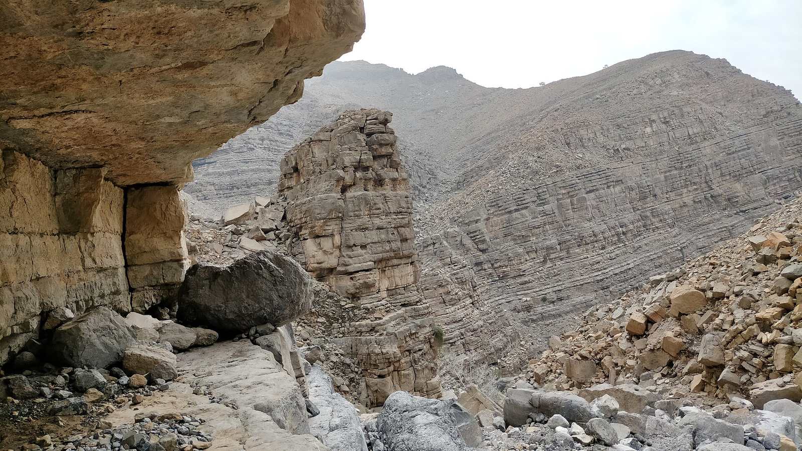 Wadi Arus — Wadi Arus - Very rocky and rugged.jpg